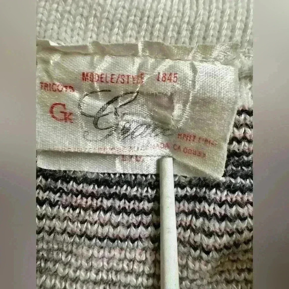 Vintage Grace Grandmacore Fairy Floral Rose Acrylic Feminine Cable Knit Cardigan - Picture 7 of 9